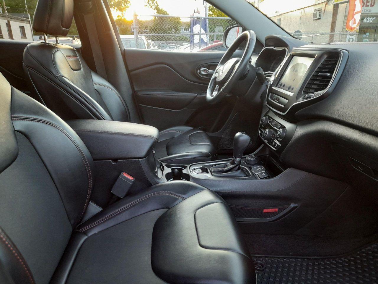 2019 Jeep Cherokee Trailhawk-LETHER-SR/F-NAV-BK CAM -BLUTOTH Photo