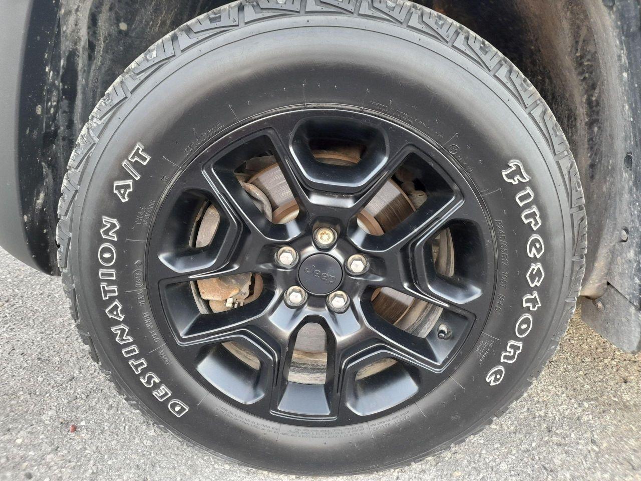 2019 Jeep Cherokee Trailhawk-LETHER-SR/F-NAV-BK CAM -BLUTOTH Photo