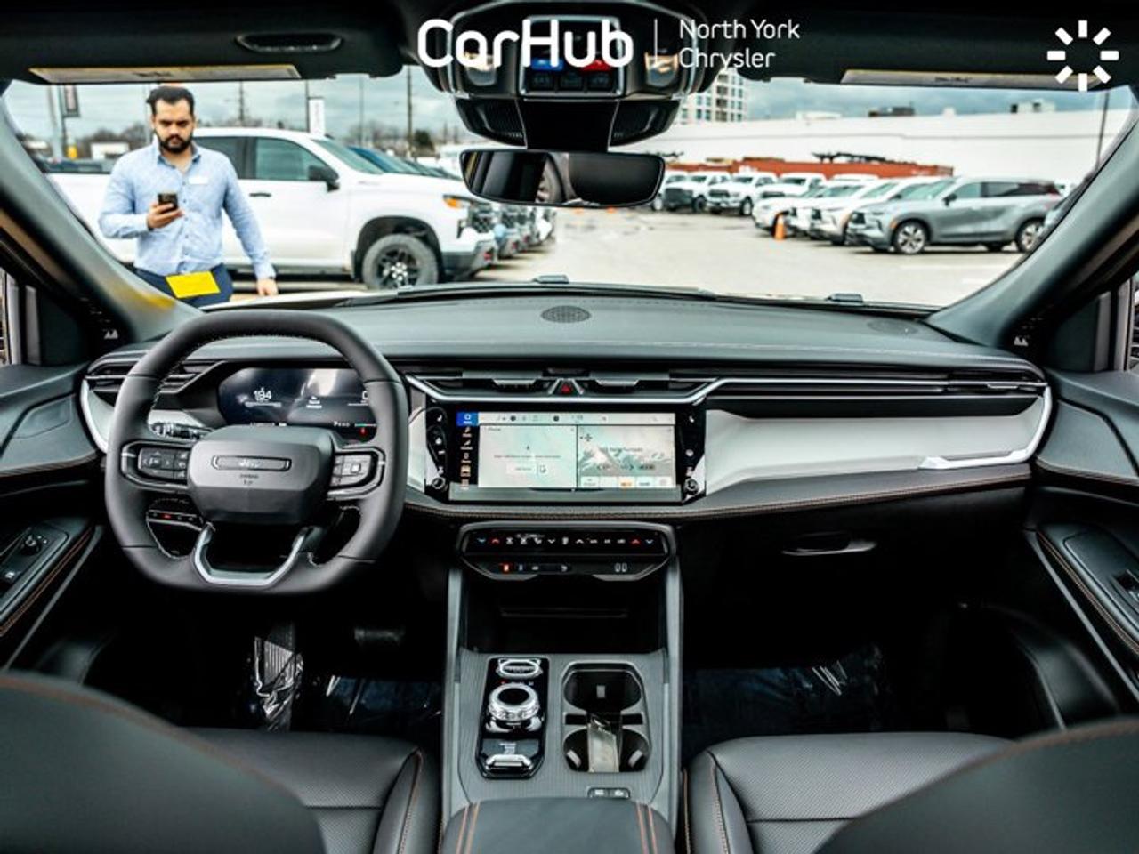 2026 Jeep Cherokee Limited Panoroof Leather Seats Apple CarPlay Android Auto Photo