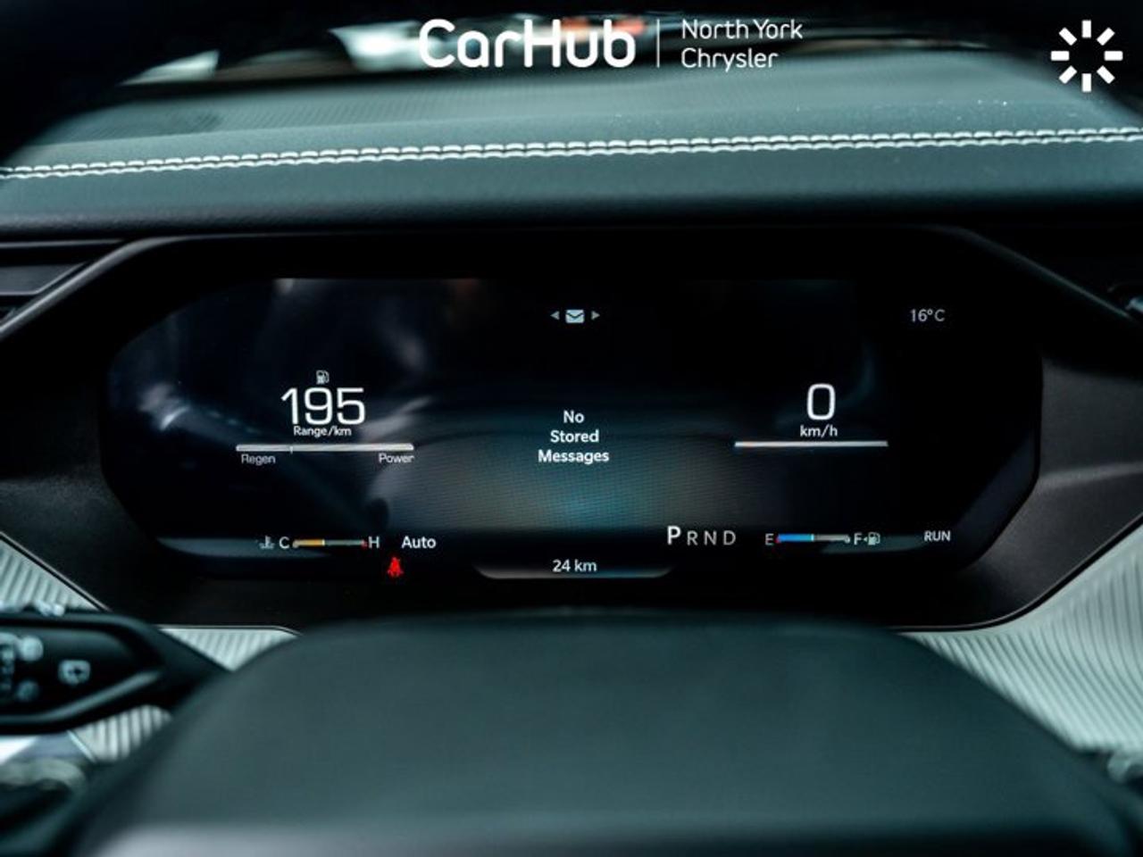 2026 Jeep Cherokee Limited Panoroof Leather Seats Apple CarPlay Android Auto Photo