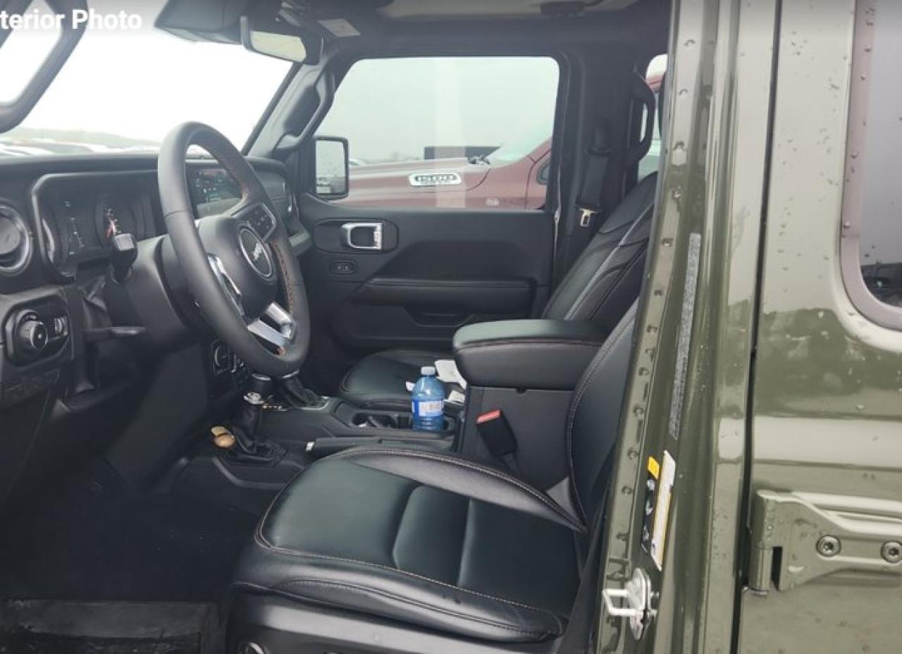 2024 Jeep Wrangler Sahara 4X4 | Leather | Tow Pkg | Nav | Alpine Audio | Power Seat | Heated Wheel + Seats | and More ! Photo