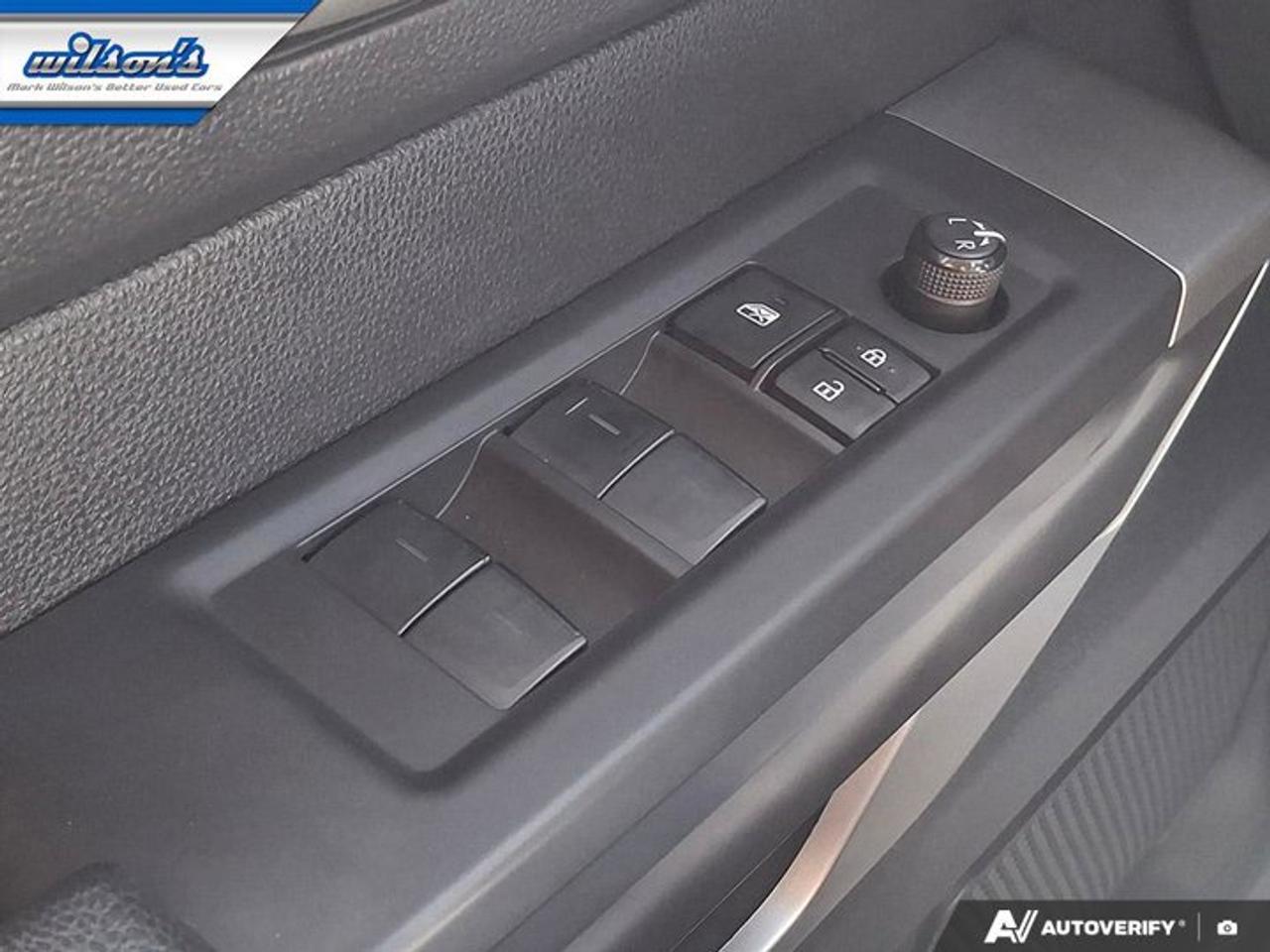 2023 Toyota Tundra SR5 Crew 4X4 | Heated Wheel + Seats | Power Seat | CarPlay + Android | Rear Camera | and More ! Photo