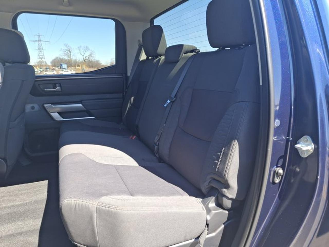 2023 Toyota Tundra SR5 Crew 4X4 | Heated Wheel + Seats | Power Seat | CarPlay + Android | Rear Camera | and More ! Photo