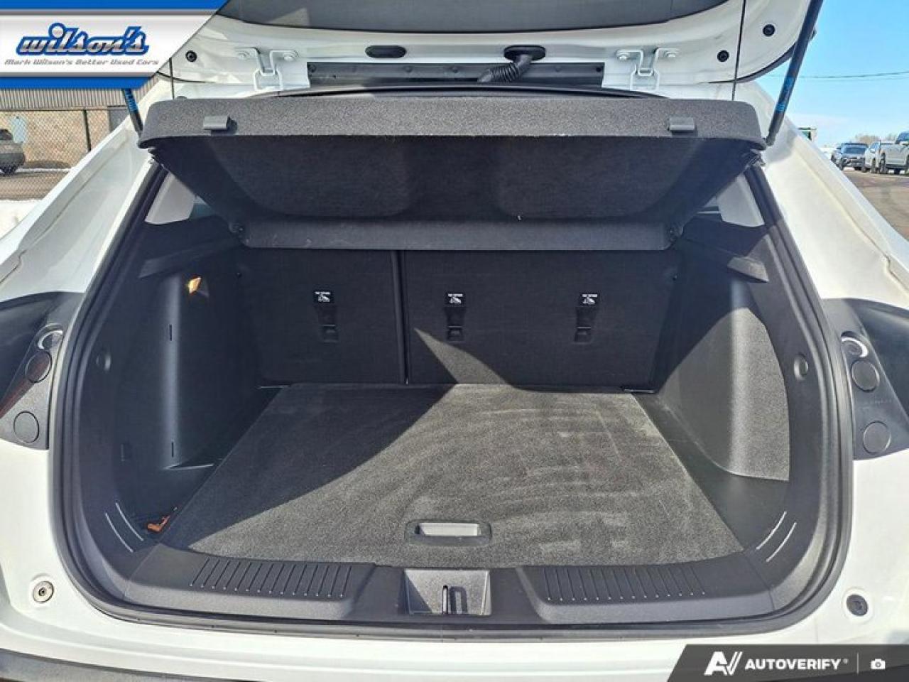 2024 Chevrolet Trax ACTIV | Leather | Sunroof | Heated Wheel + Seats | CarPlay + Android | Rear Camera and More ! Photo