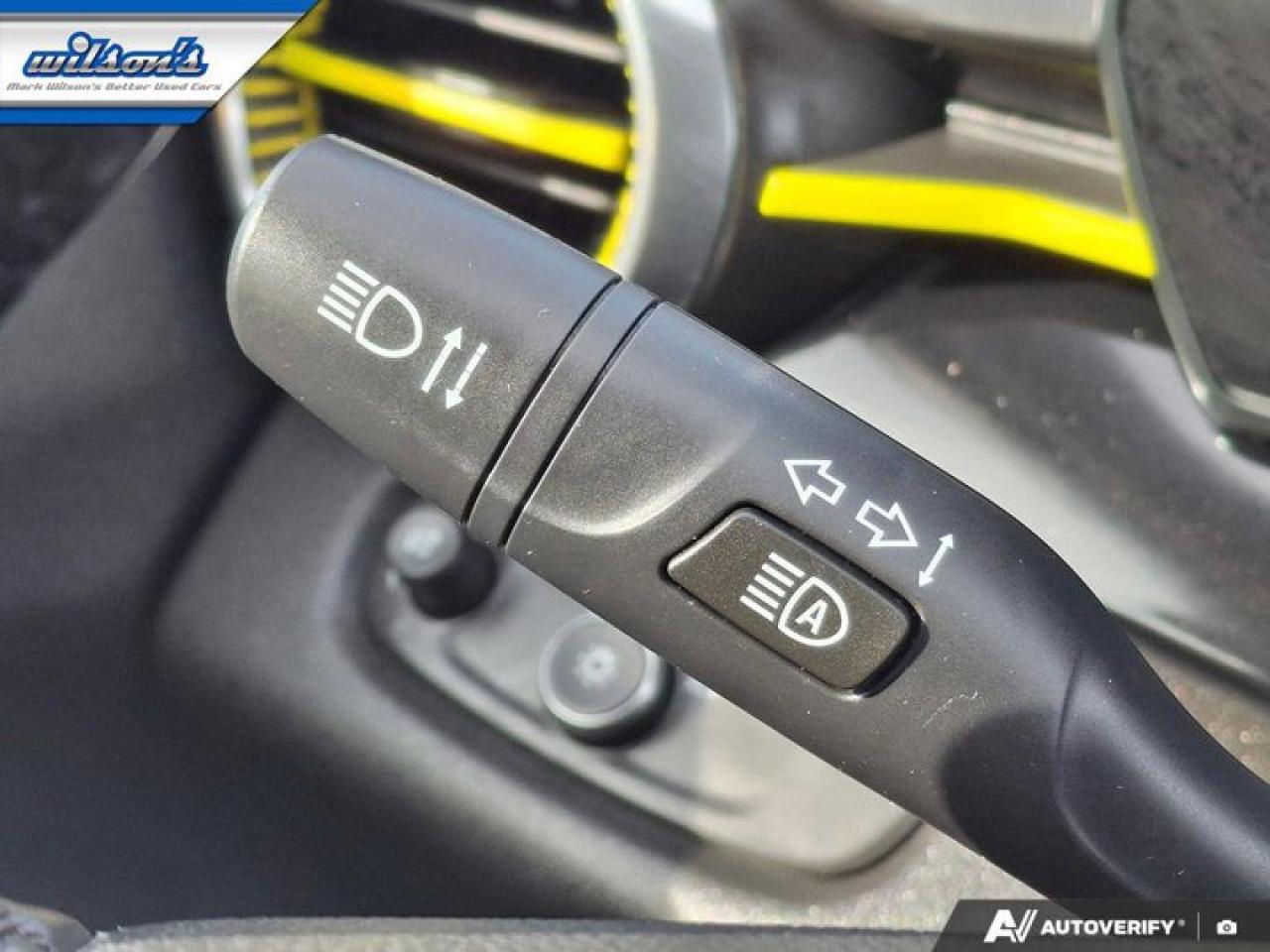 2024 Chevrolet Trax ACTIV | Leather | Sunroof | Heated Wheel + Seats | CarPlay + Android | Rear Camera and More ! Photo