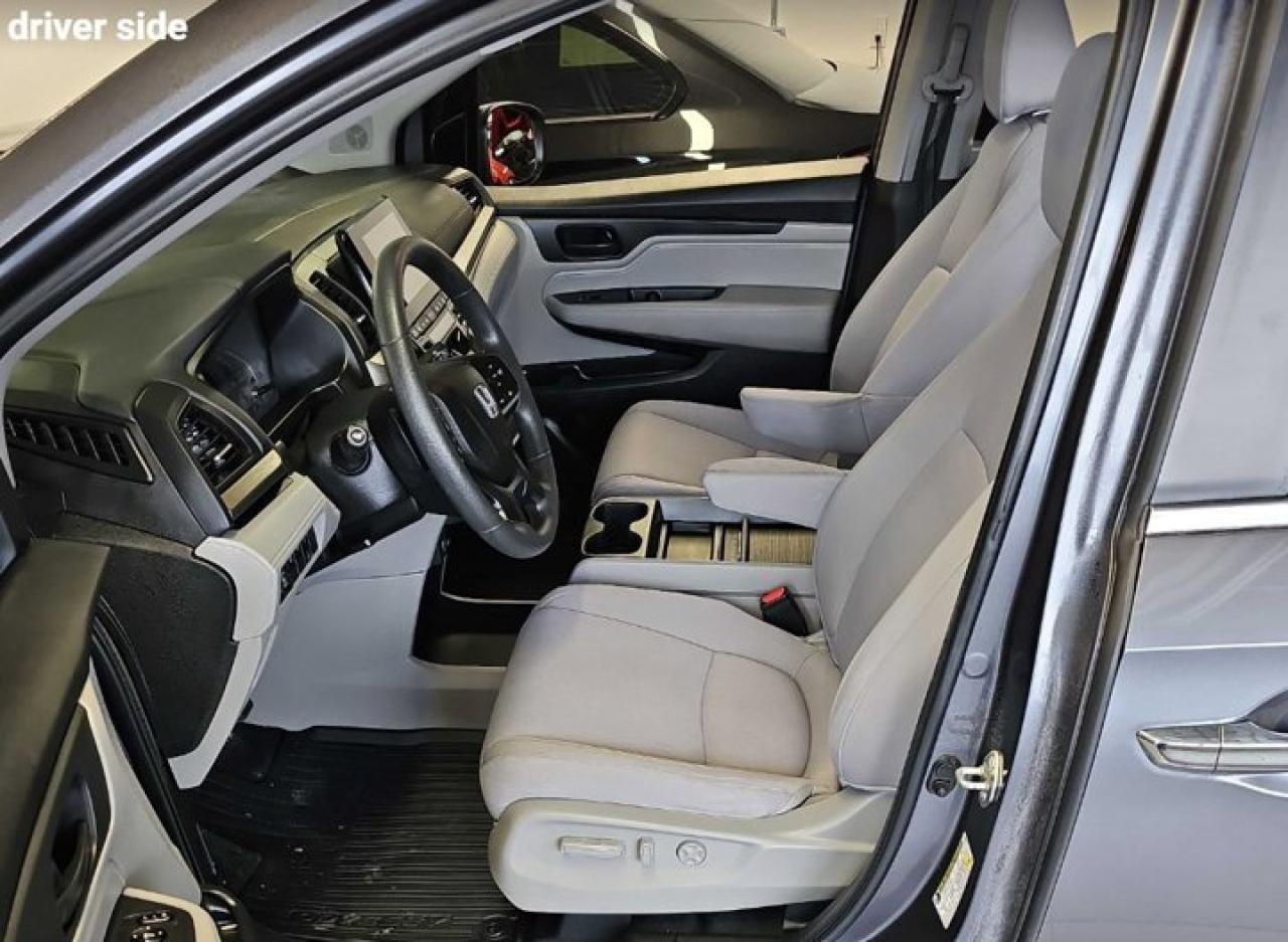 2019 Honda Odyssey EX | Sunroof | Power Sliding Doors | Adaptive Cruise | Heated Seats | Power Seat | CarPlay & More ! Photo