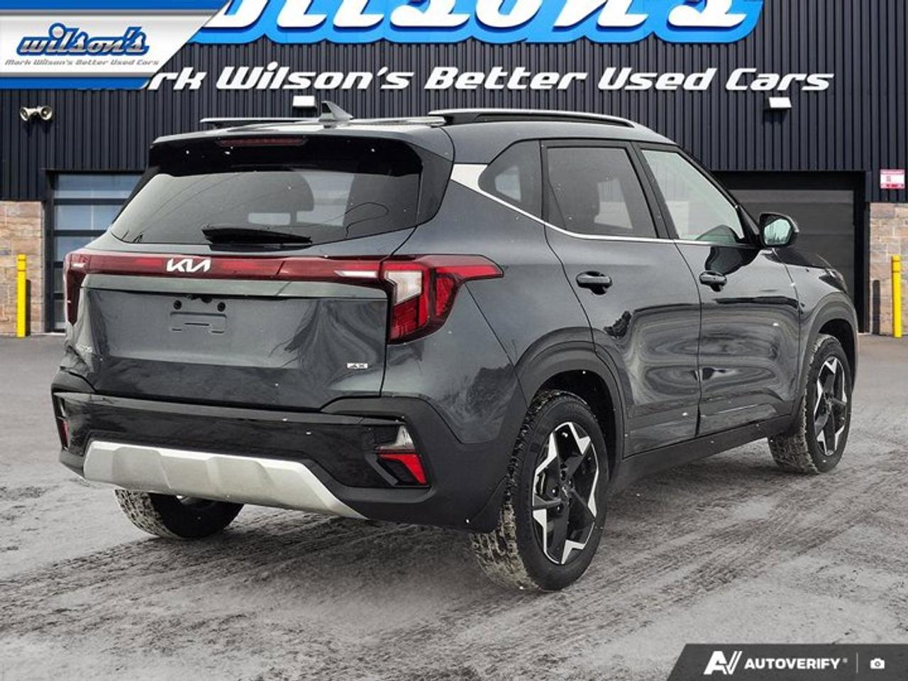 2025 Kia Seltos EX Premium AWD | Leather | Sunroof | Smart Cruise | Nav | Power Seat | Cooled Seats and More ! Photo4