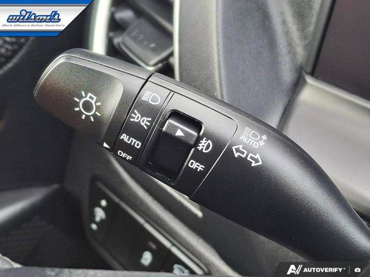 2025 Kia Seltos EX Premium AWD | Leather | Sunroof | Smart Cruise | Nav | Power Seat | Cooled Seats and More ! Photo