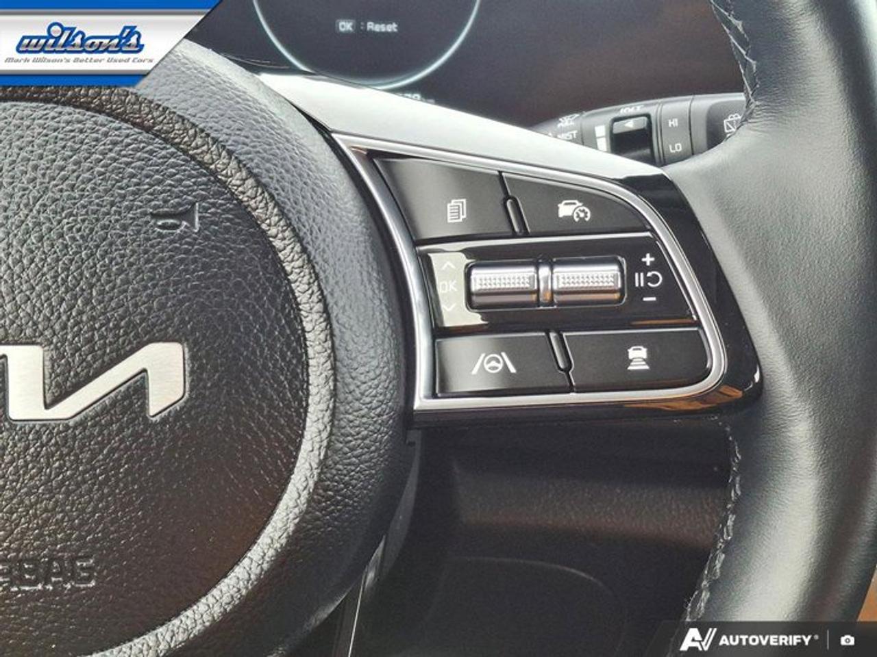 2025 Kia Seltos EX Premium AWD | Leather | Sunroof | Smart Cruise | Nav | Power Seat | Cooled Seats and More ! Photo