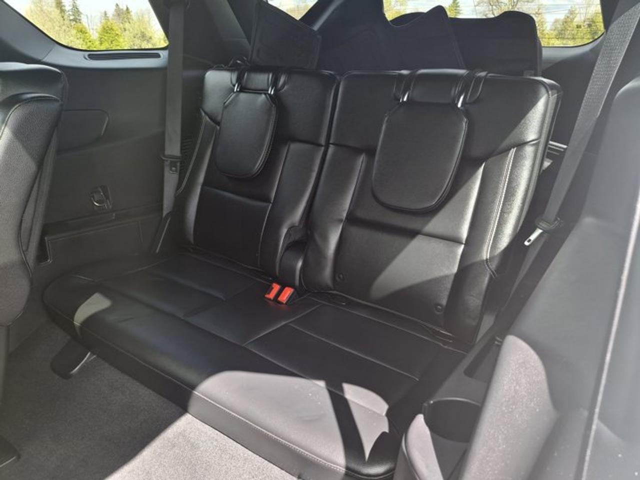 2022 Ford Explorer ST V6 4WD | High PKG | Pano Roof | Rear DVD | ST Street PKG | Premium Tech PKG | Photo
