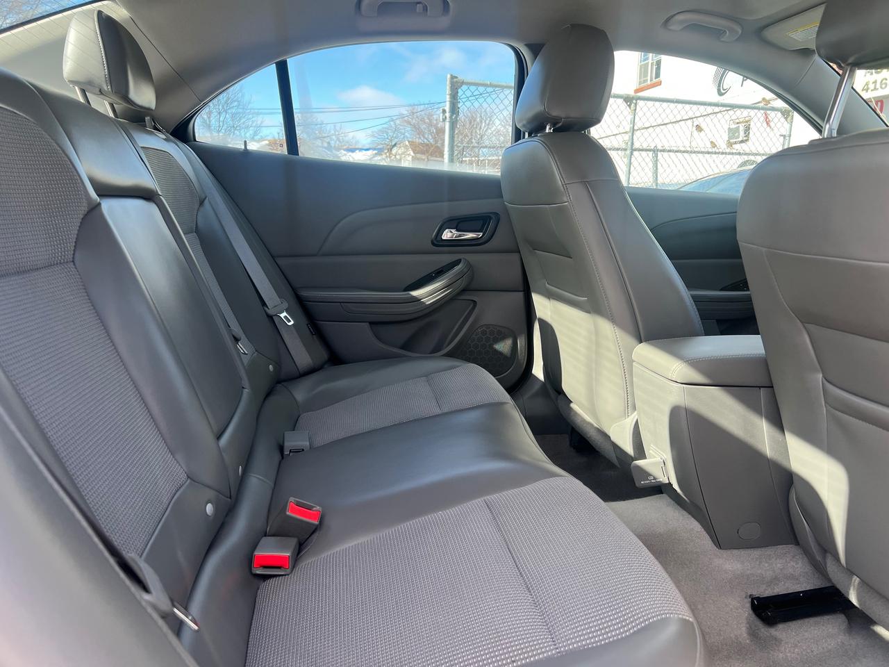 2014 Chevrolet Malibu LT-LOW KMS-EXTRA CLEAN-BK CAM-BLUETOOTH & MORE! Photo