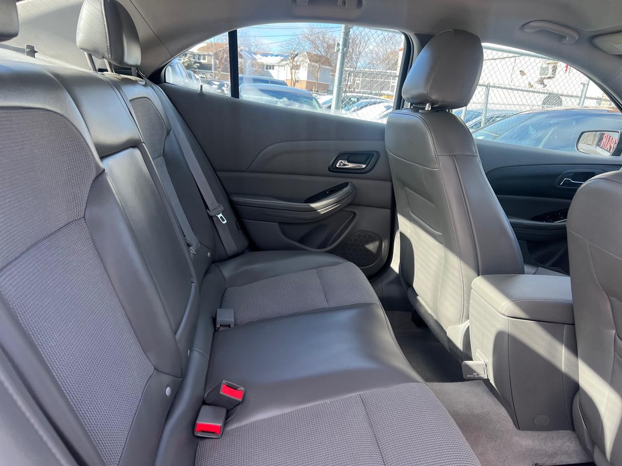 2014 Chevrolet Malibu LT-LOW KMS-EXTRA CLEAN-BK CAM-BLUETOOTH & MORE! Photo