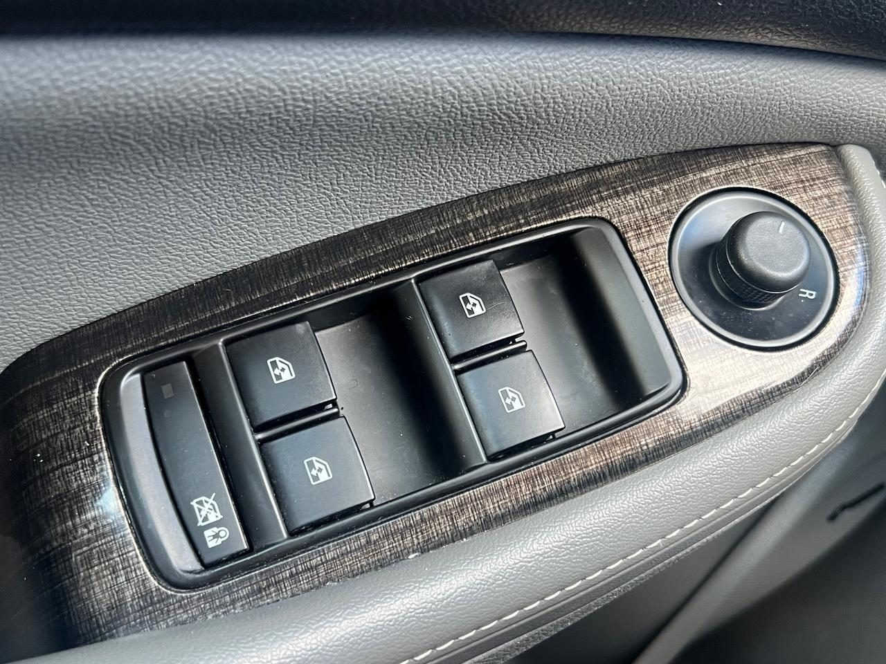 2014 Chevrolet Malibu LT-LOW KMS-EXTRA CLEAN-BK CAM-BLUETOOTH & MORE! Photo