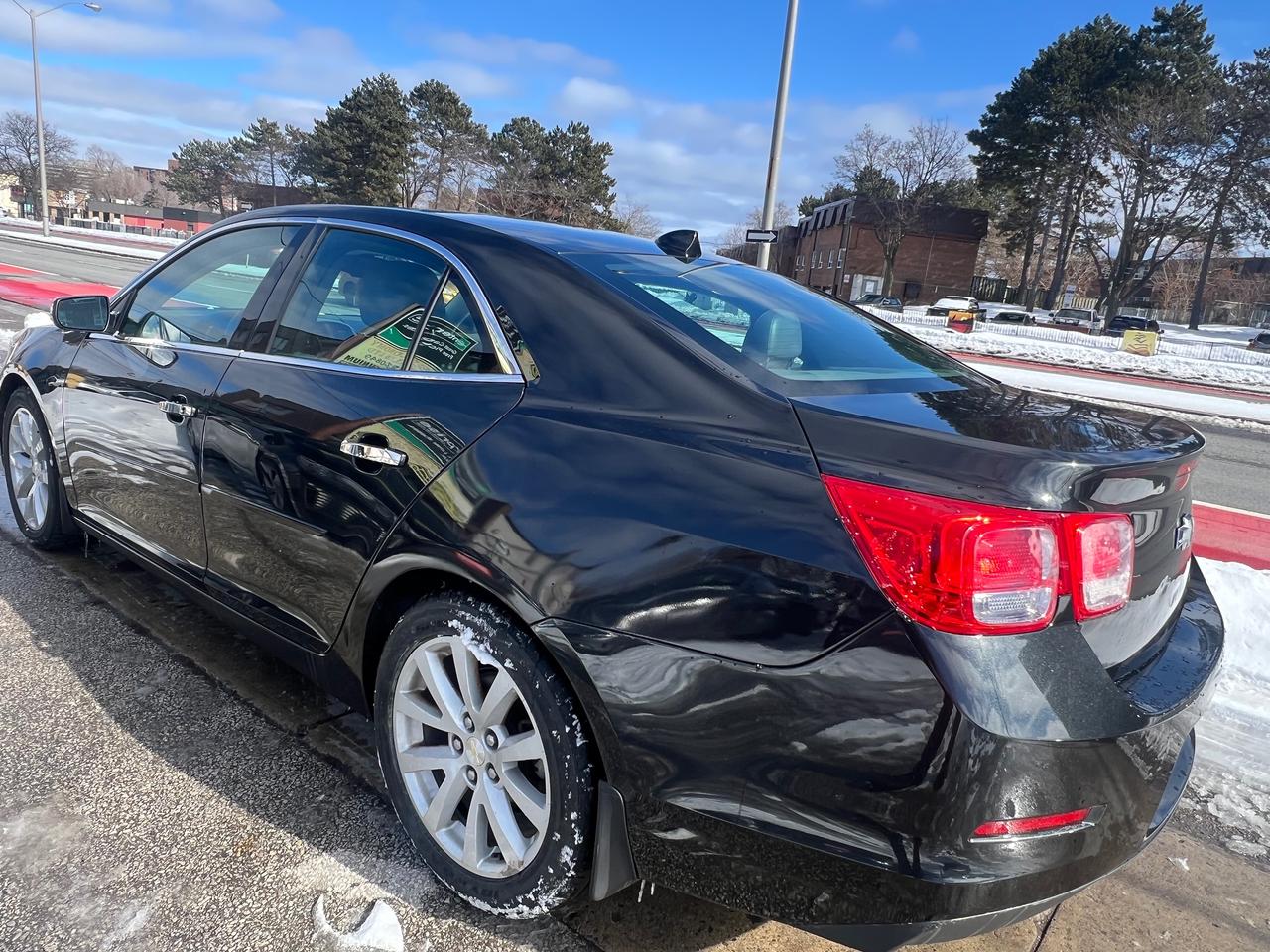 2014 Chevrolet Malibu LT-LOW KMS-EXTRA CLEAN-BK CAM-BLUETOOTH & MORE! Photo