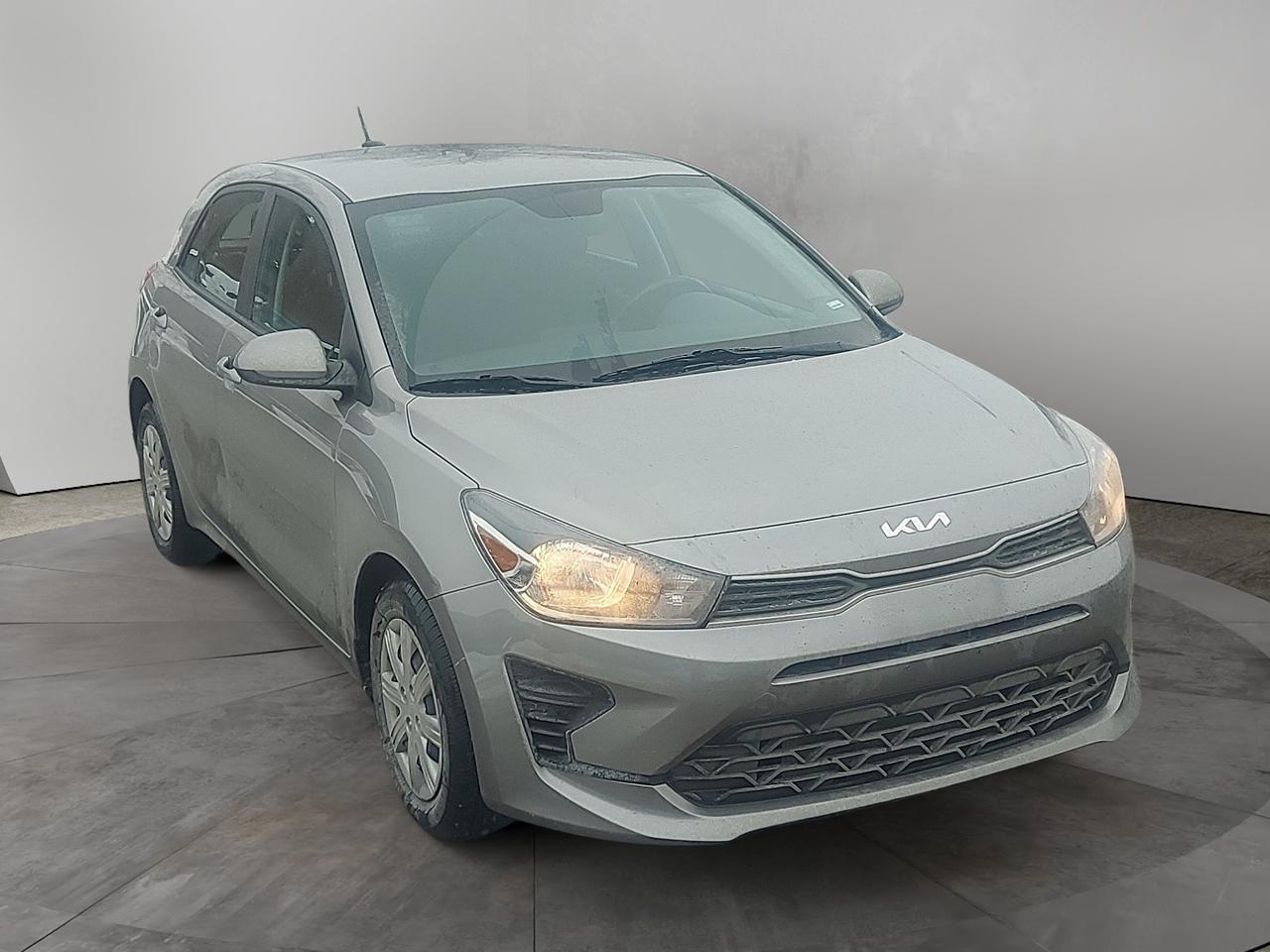 2023 Kia Rio LX Photo0