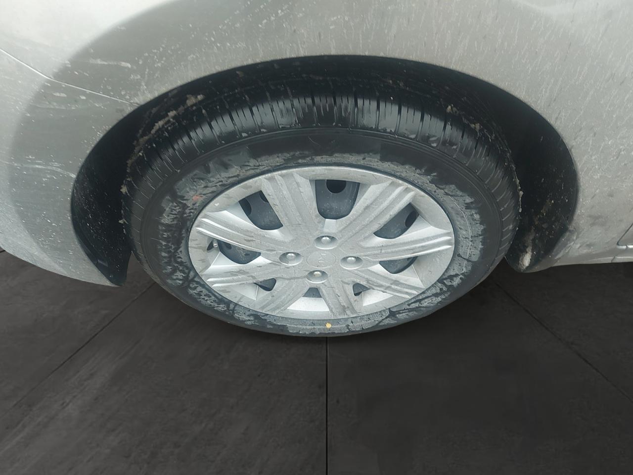 2023 Kia Rio LX Photo