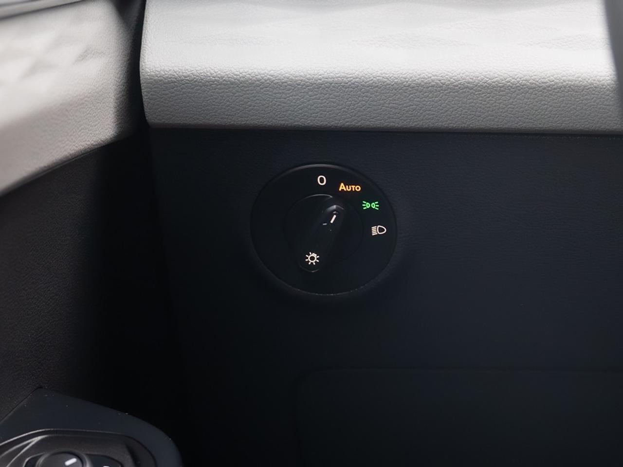 2023 Volkswagen Taos Trendline Photo11