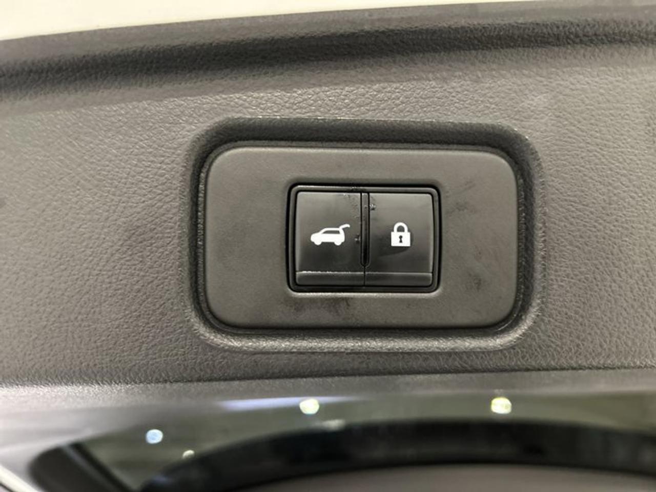 2024 Nissan Pathfinder Pathfinder Platinum 4X4 | 7 Passenger | Photo