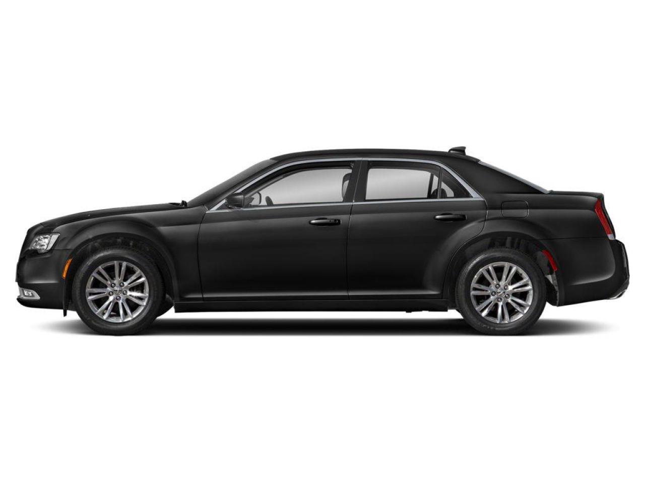 2023 Chrysler 300 HEMI V8 | SAFETYTEC PLUS GROUP | COMFORT GROUP Photo