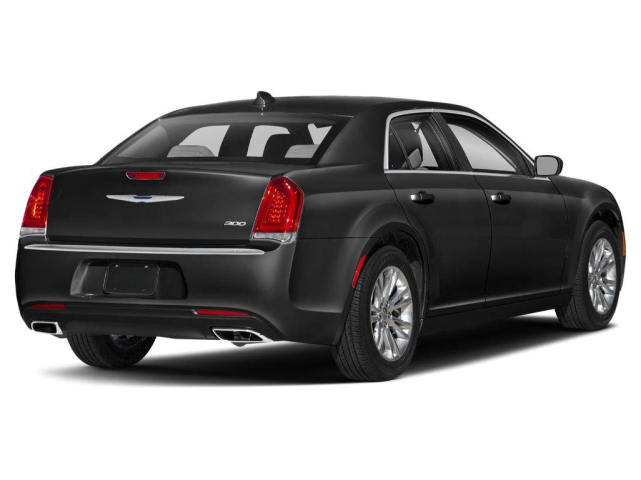 2023 Chrysler 300 HEMI V8 | SAFETYTEC PLUS GROUP | COMFORT GROUP Photo