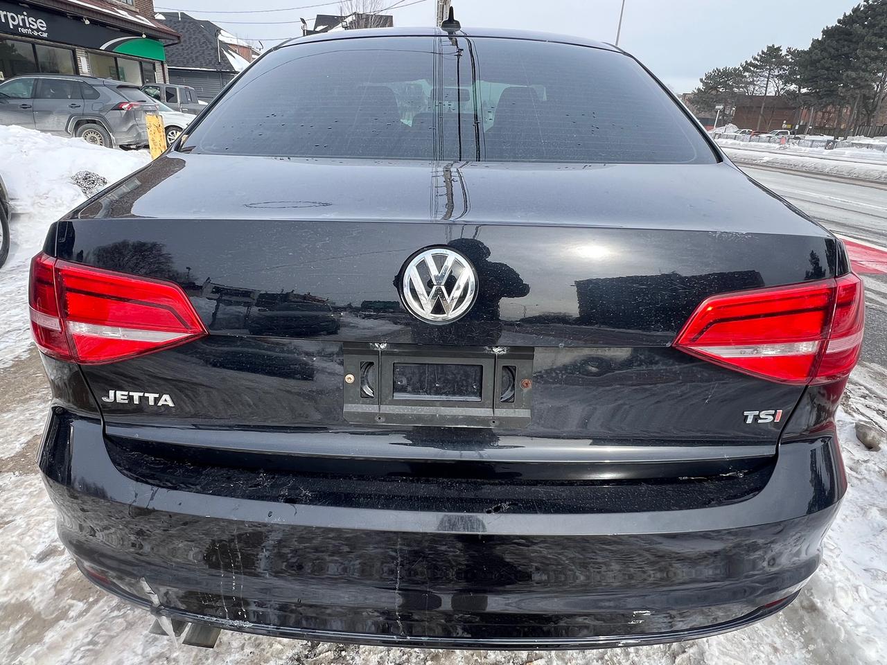 2015 Volkswagen Jetta Highline-LEATHER-BK CAM-SUNROOF-BLUETOOTH &MORE! Photo