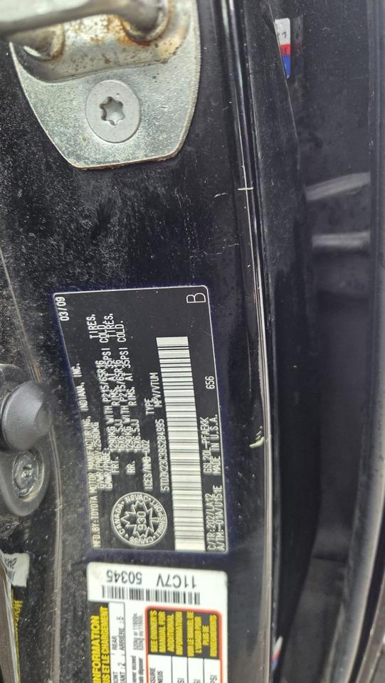 2009 Toyota Sienna LE, LEATHER, UNDERCOATED, WELL MAINTAINED Photo