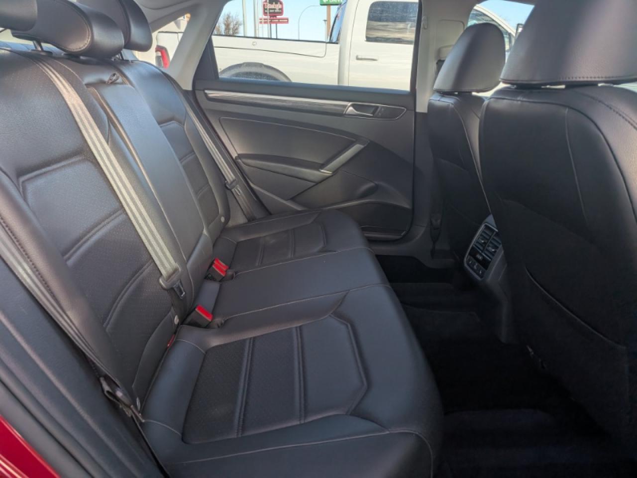 2017 Volkswagen Passat COMFORTLINE Photo