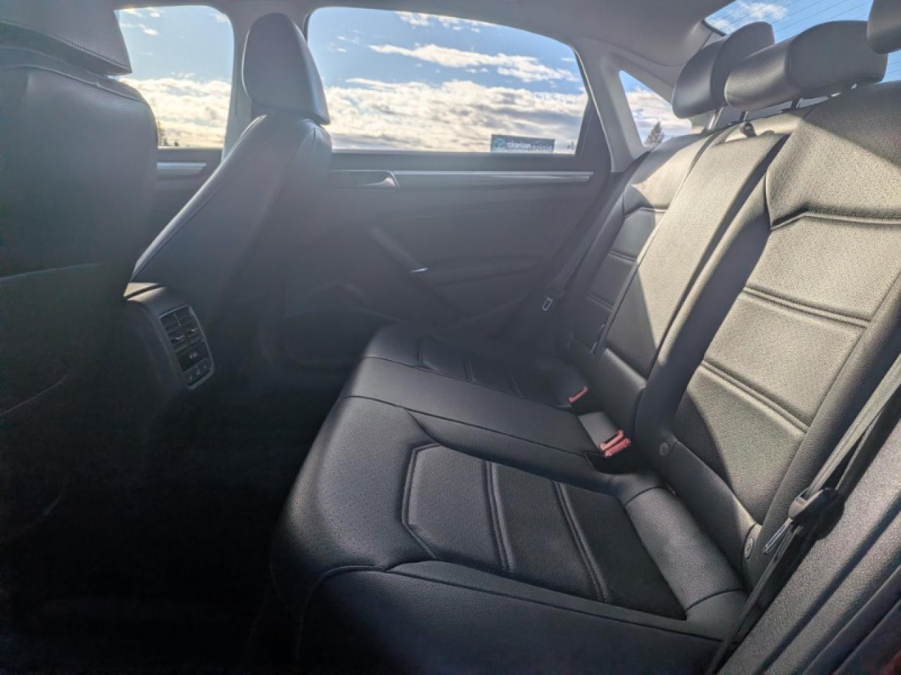 2017 Volkswagen Passat COMFORTLINE Photo