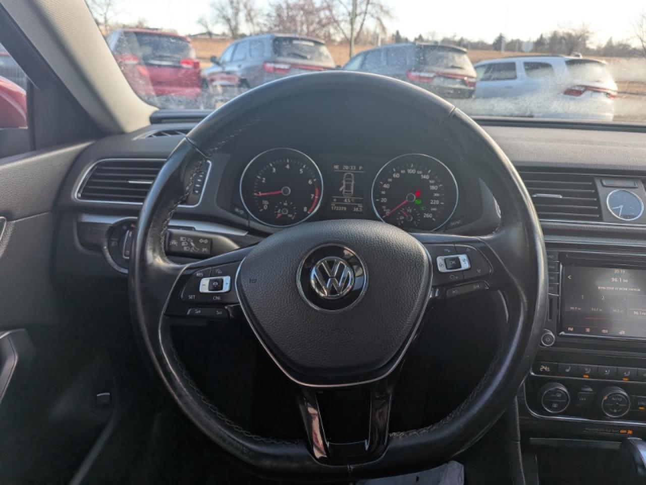 2017 Volkswagen Passat COMFORTLINE Photo