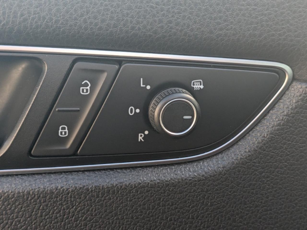 2017 Volkswagen Passat COMFORTLINE Photo