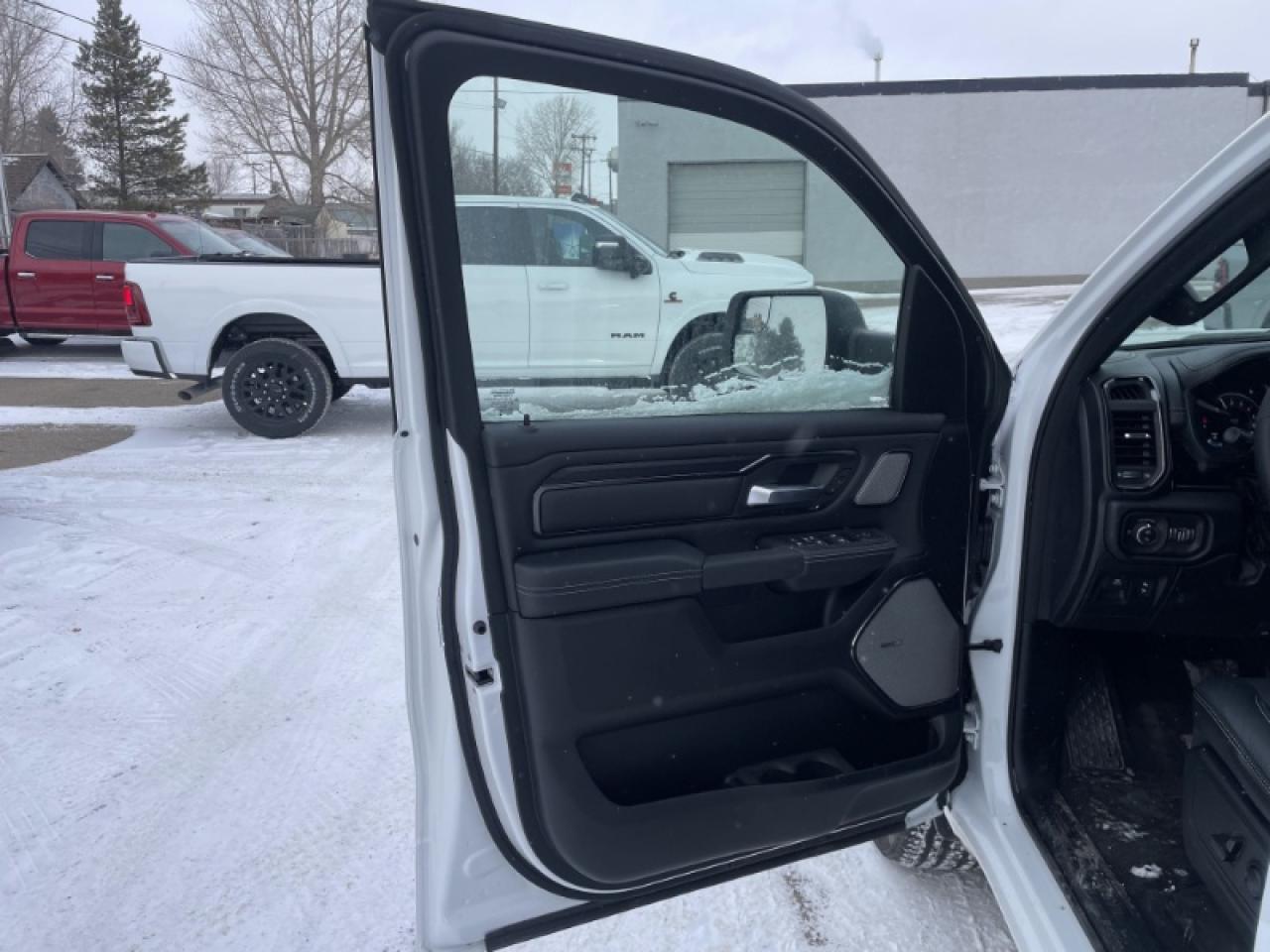 2024 RAM 2500 Laramie Photo