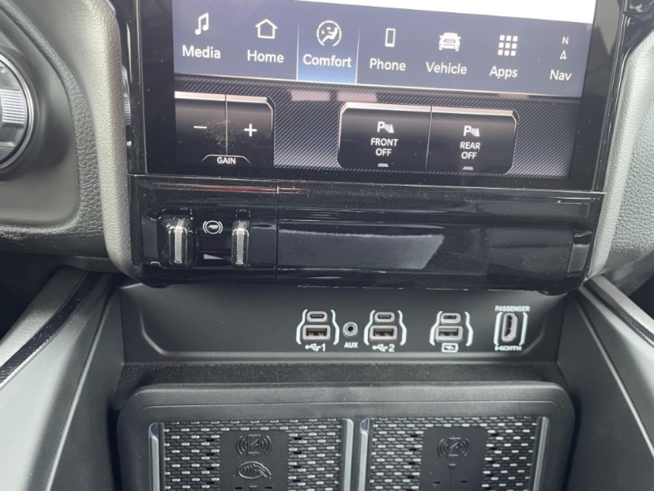 2024 RAM 2500 Laramie Photo