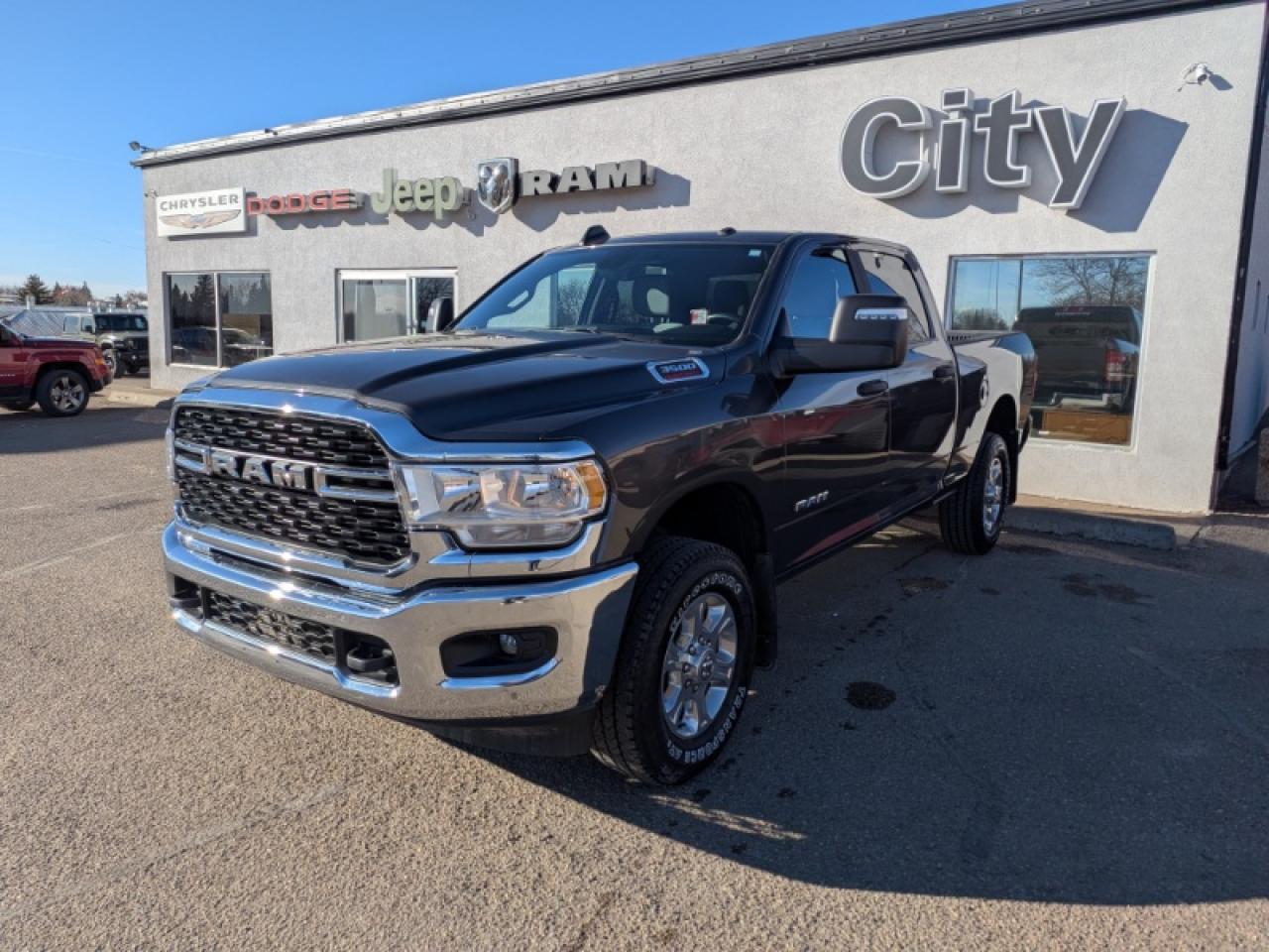 2024 RAM 3500 Big Horn Photo