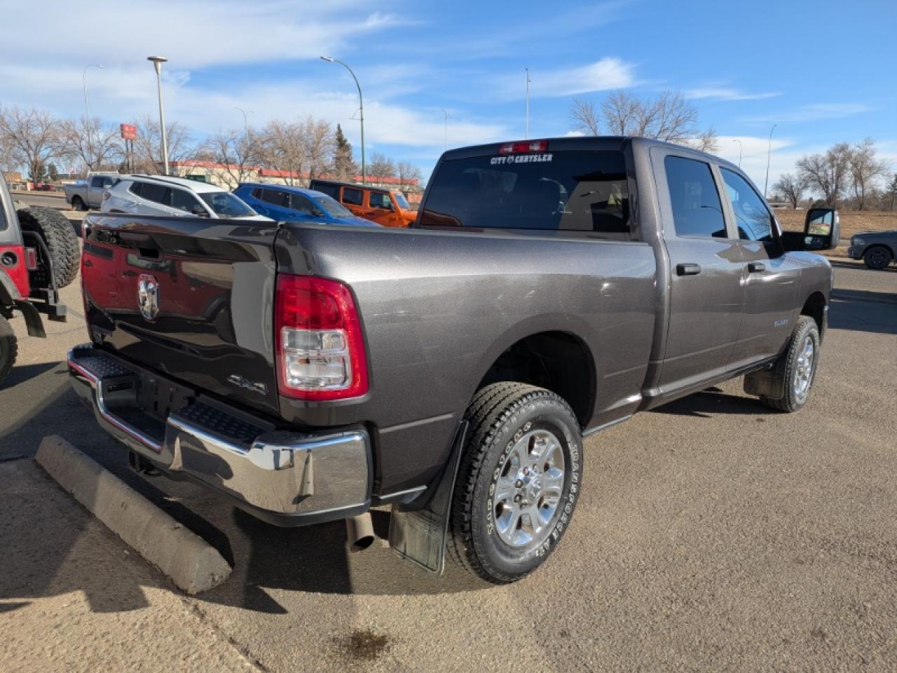 2024 RAM 3500 Big Horn Photo