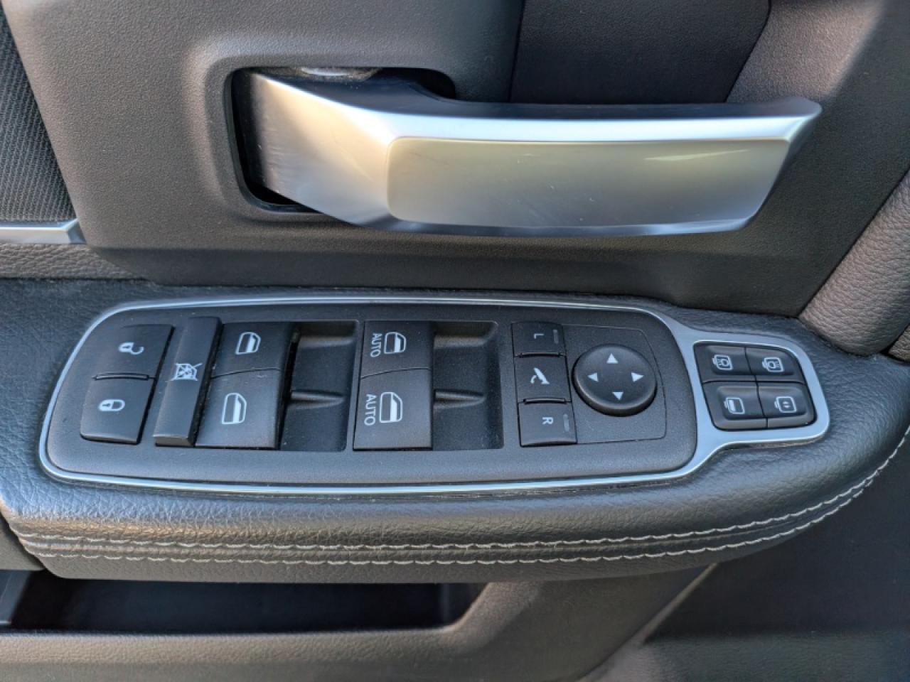 2024 RAM 3500 Big Horn Photo