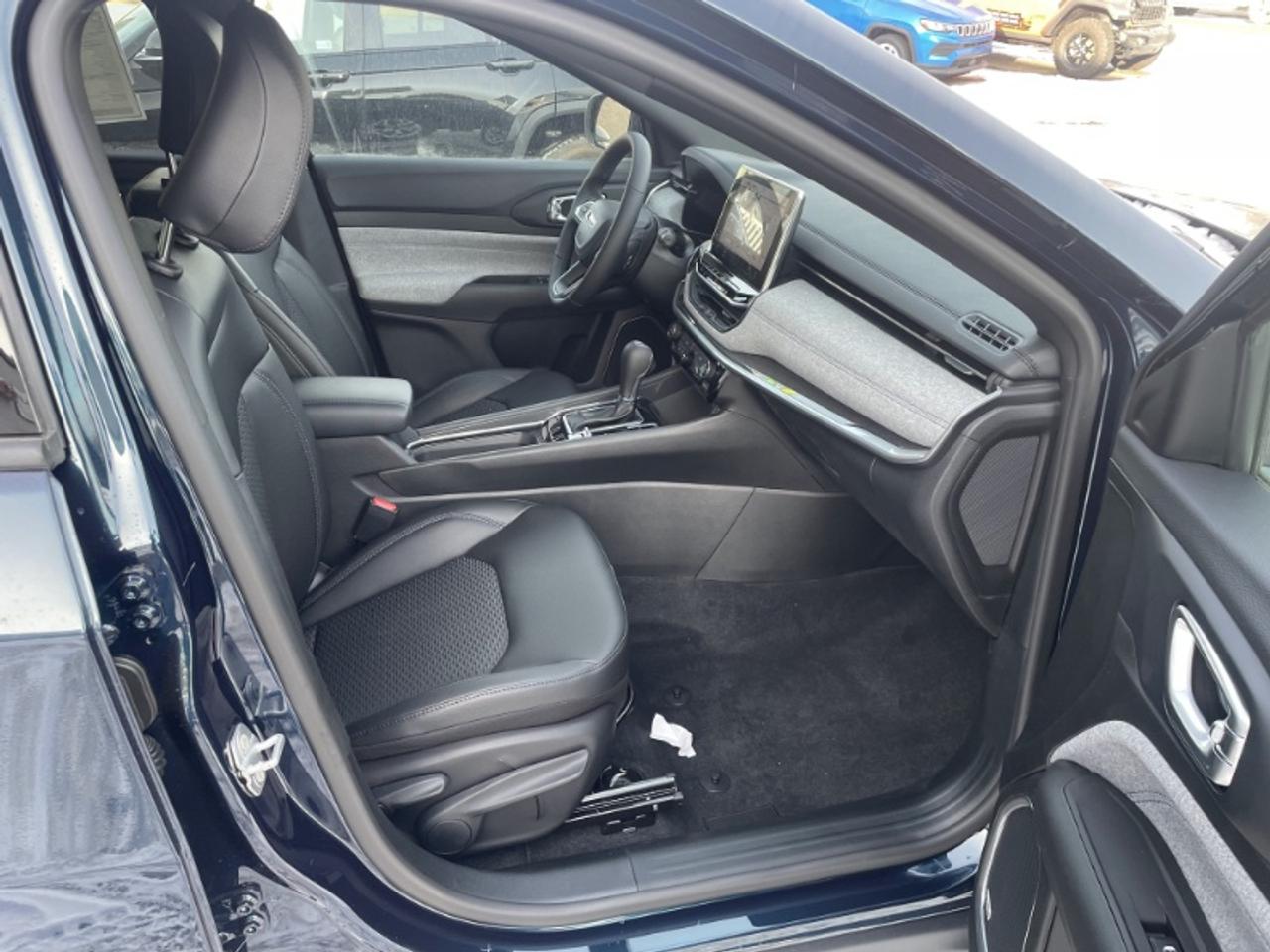 2026 Jeep Compass NORTH Photo