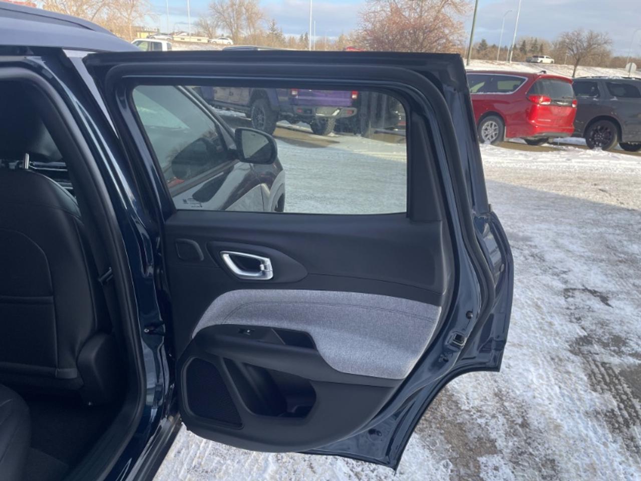 2026 Jeep Compass NORTH Photo