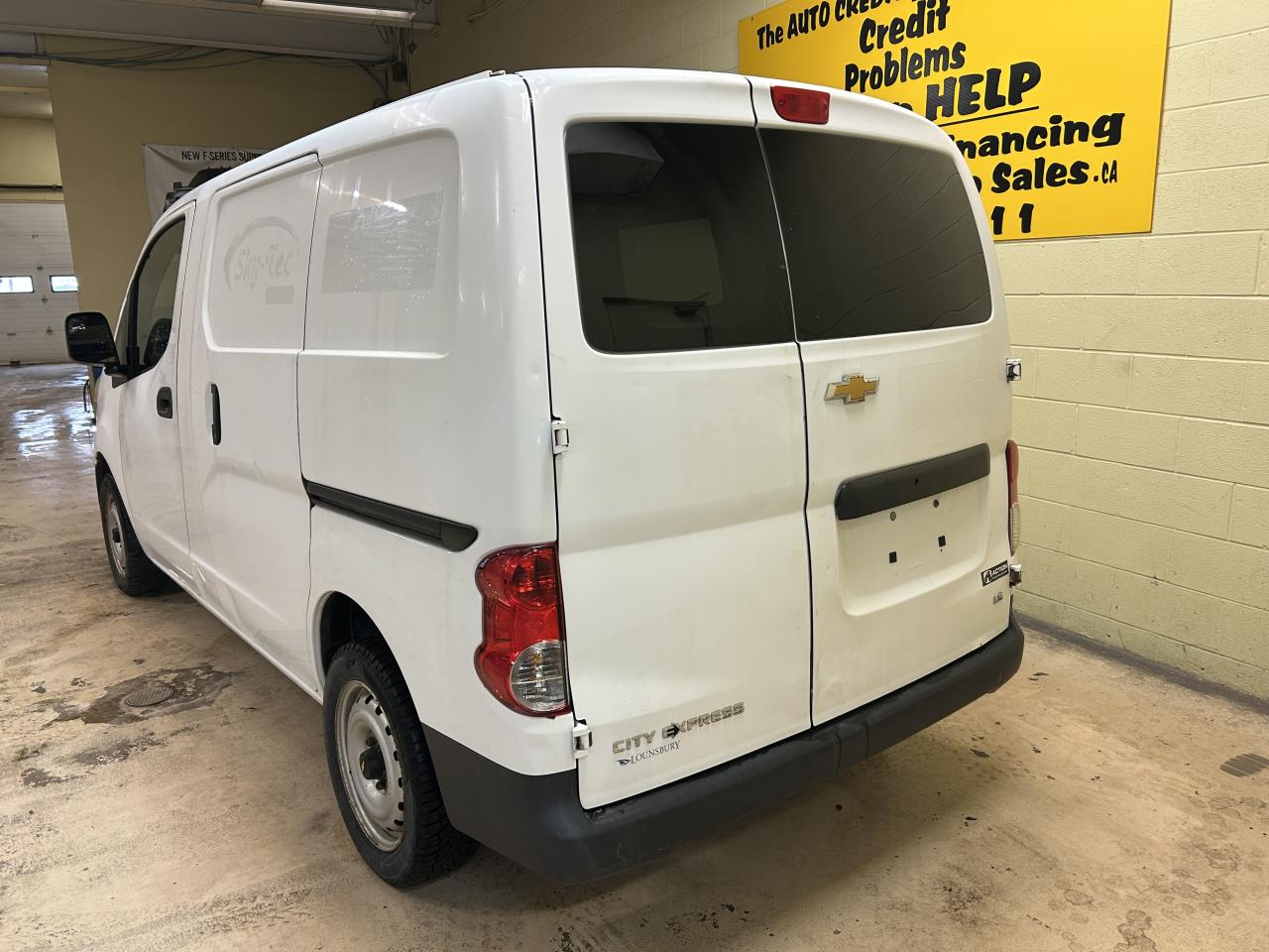 2015 Chevrolet City Express LS Photo3