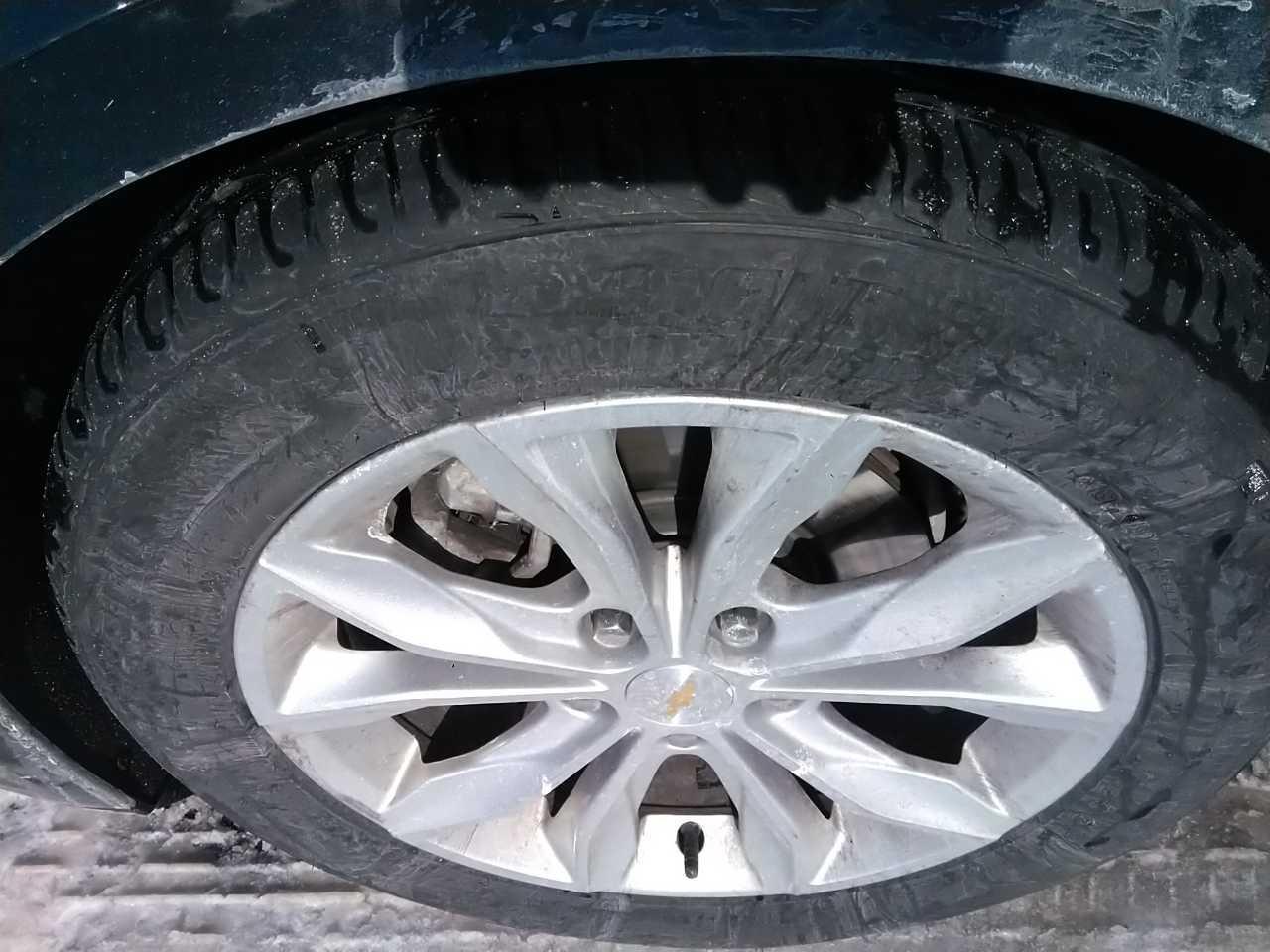 2022 Chevrolet Malibu LT Photo2