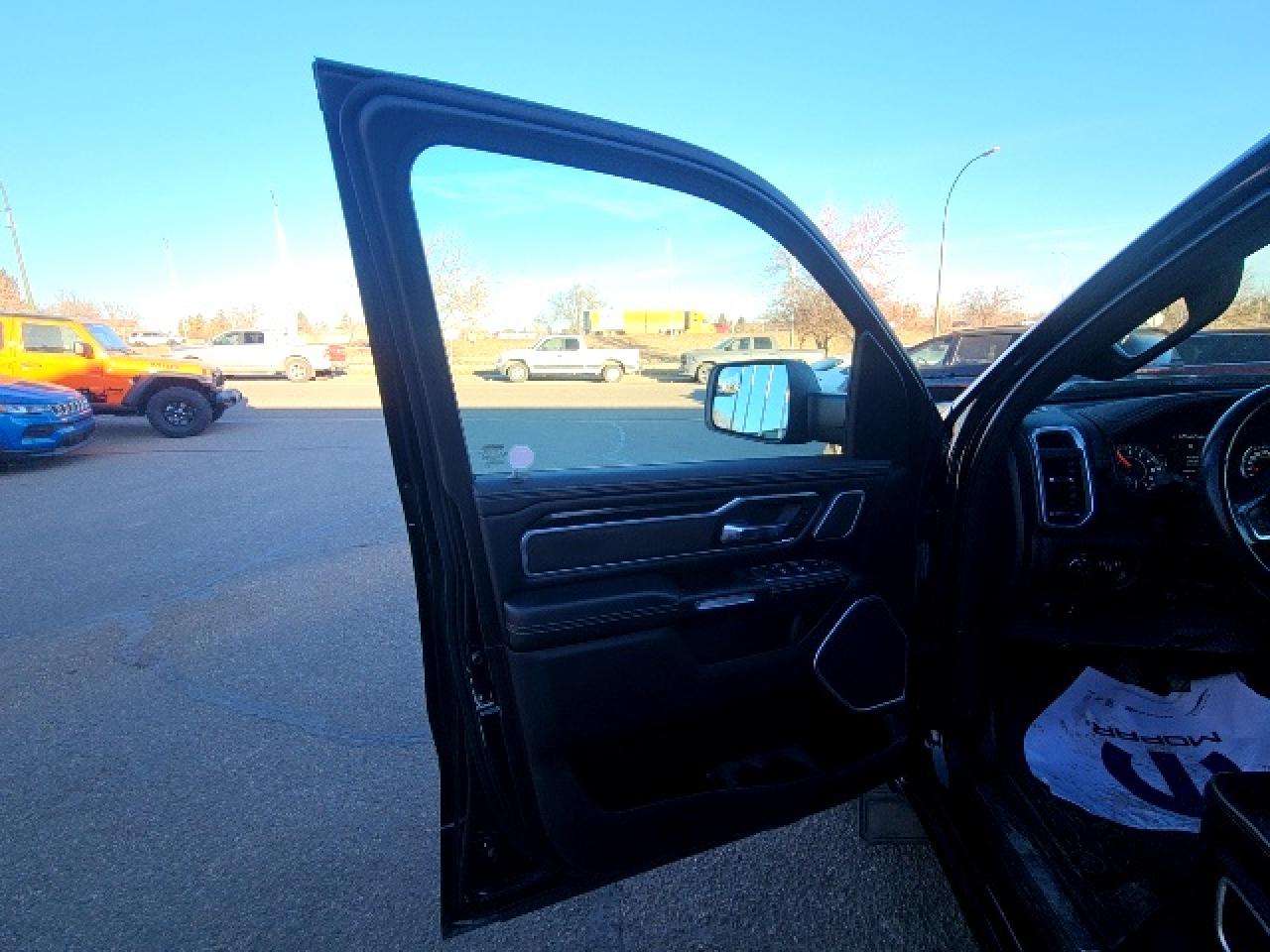 2022 RAM 1500 Laramie Photo