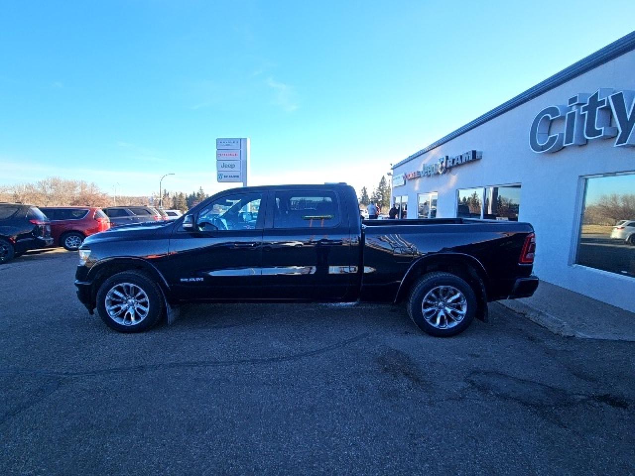 2022 RAM 1500 Laramie Photo3