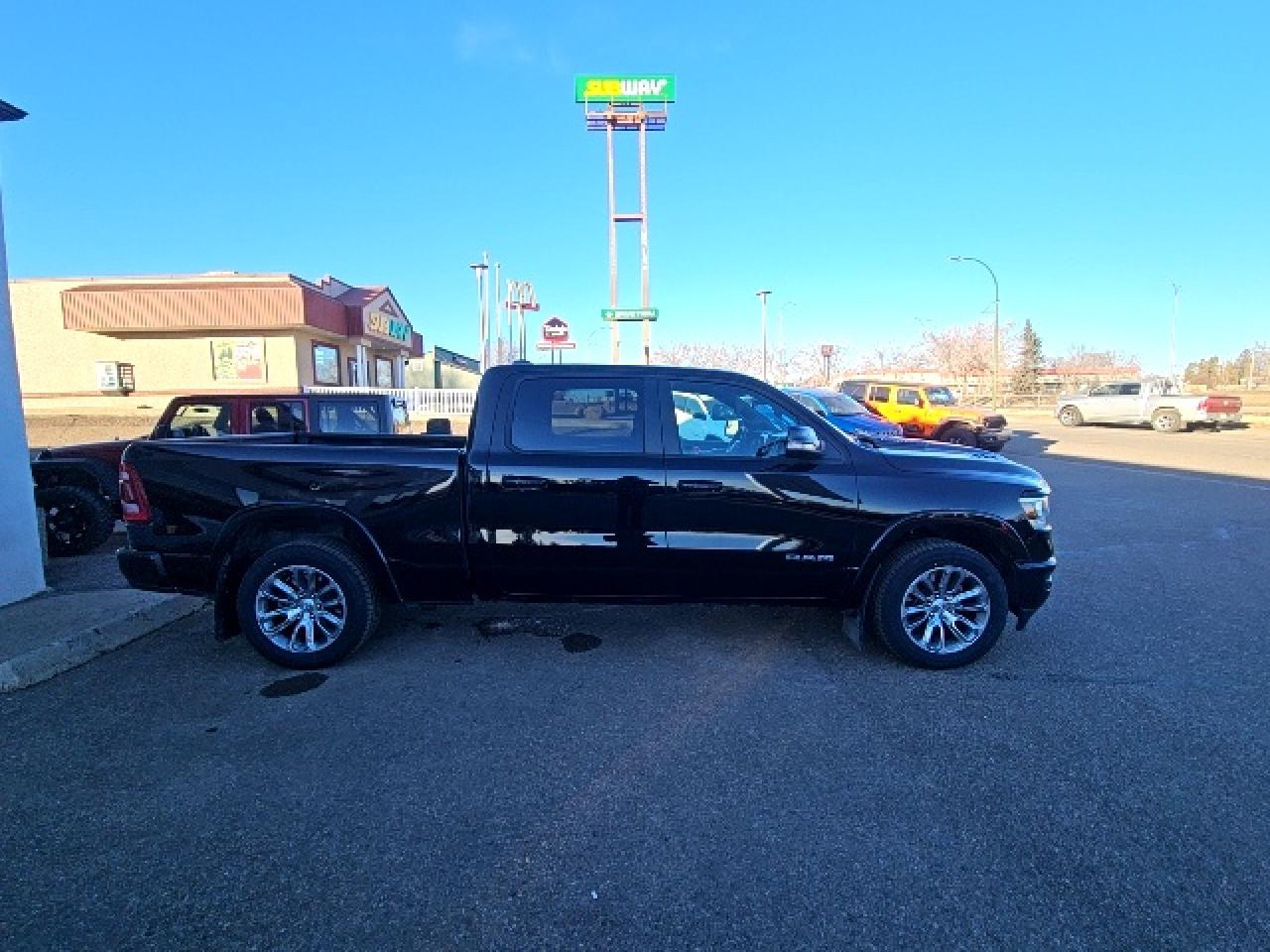 2022 RAM 1500 Laramie Photo4