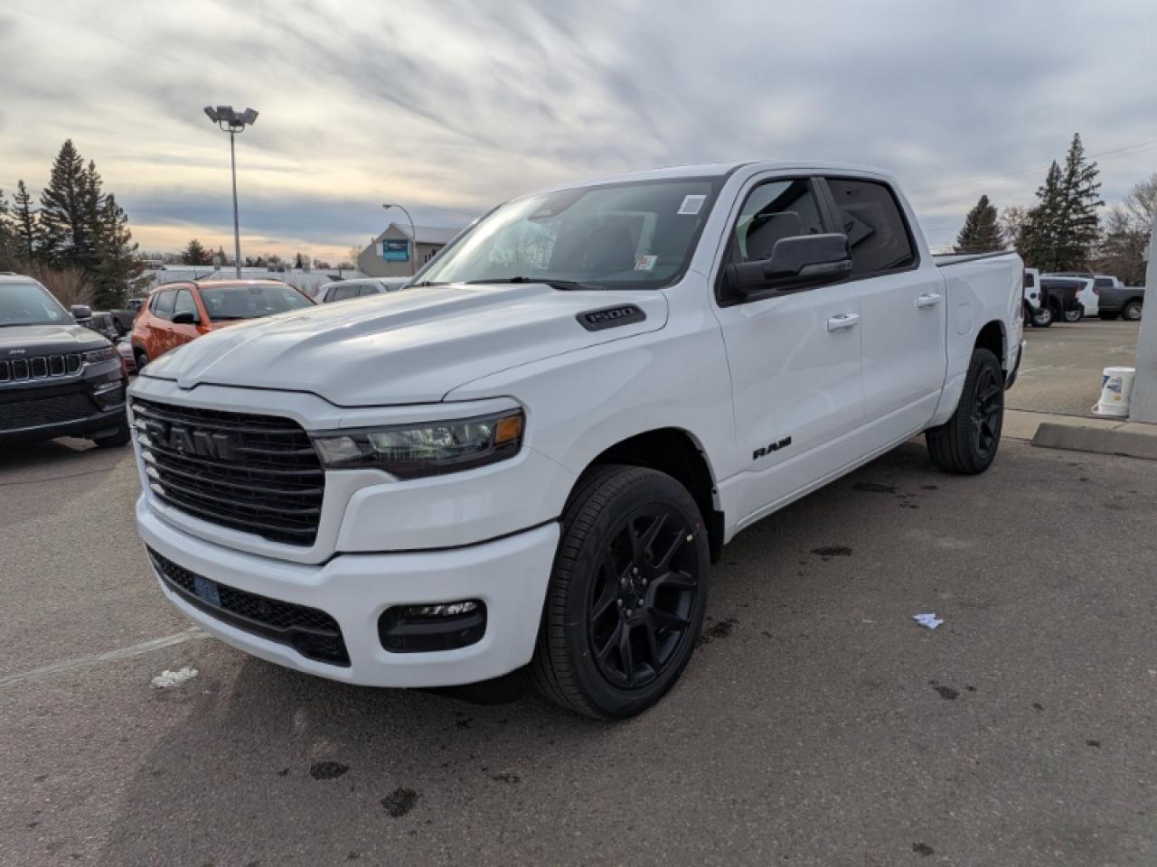 2026 RAM 1500 SPORT Photo2