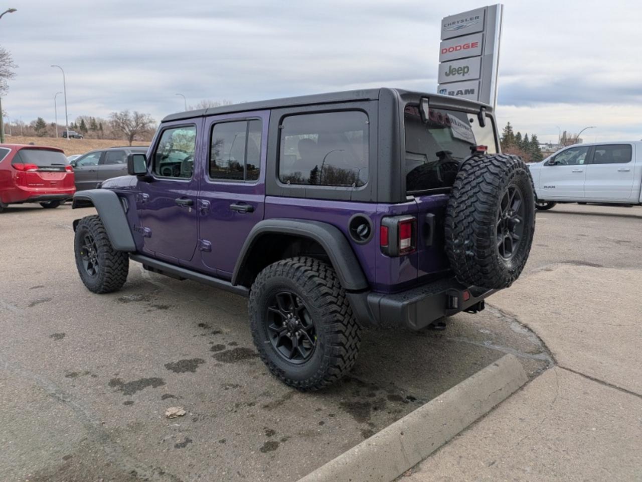 2026 Jeep Wrangler Willys Photo4