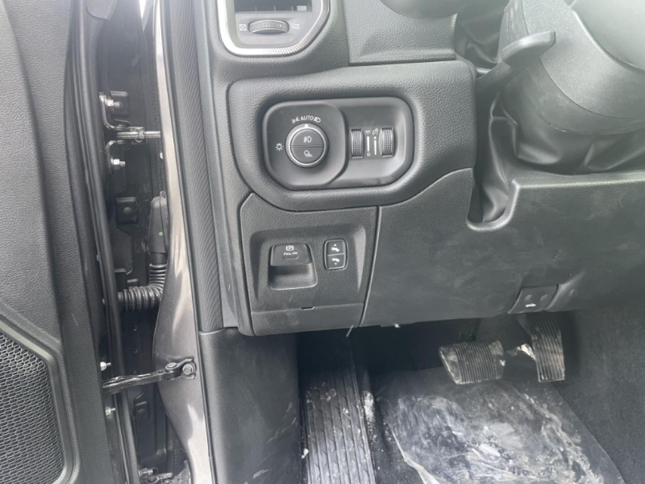 2026 RAM 1500 SPORT Photo