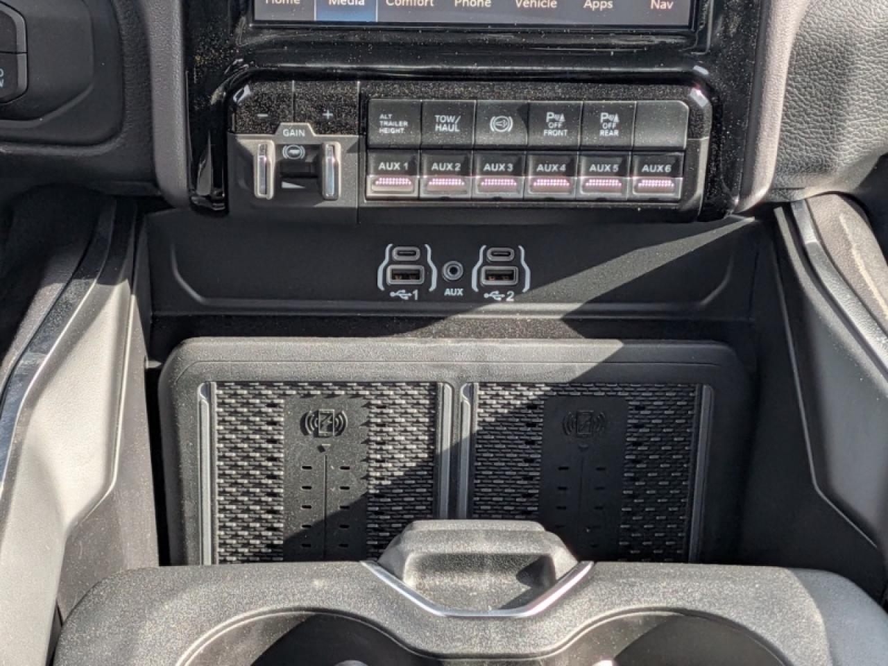 2026 RAM 3500 Laramie Photo