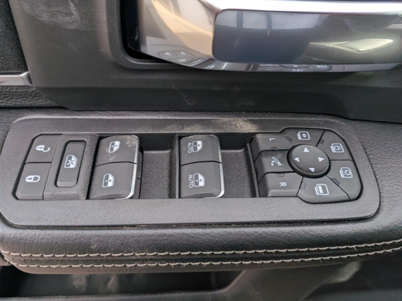 2026 RAM 3500 Laramie Photo