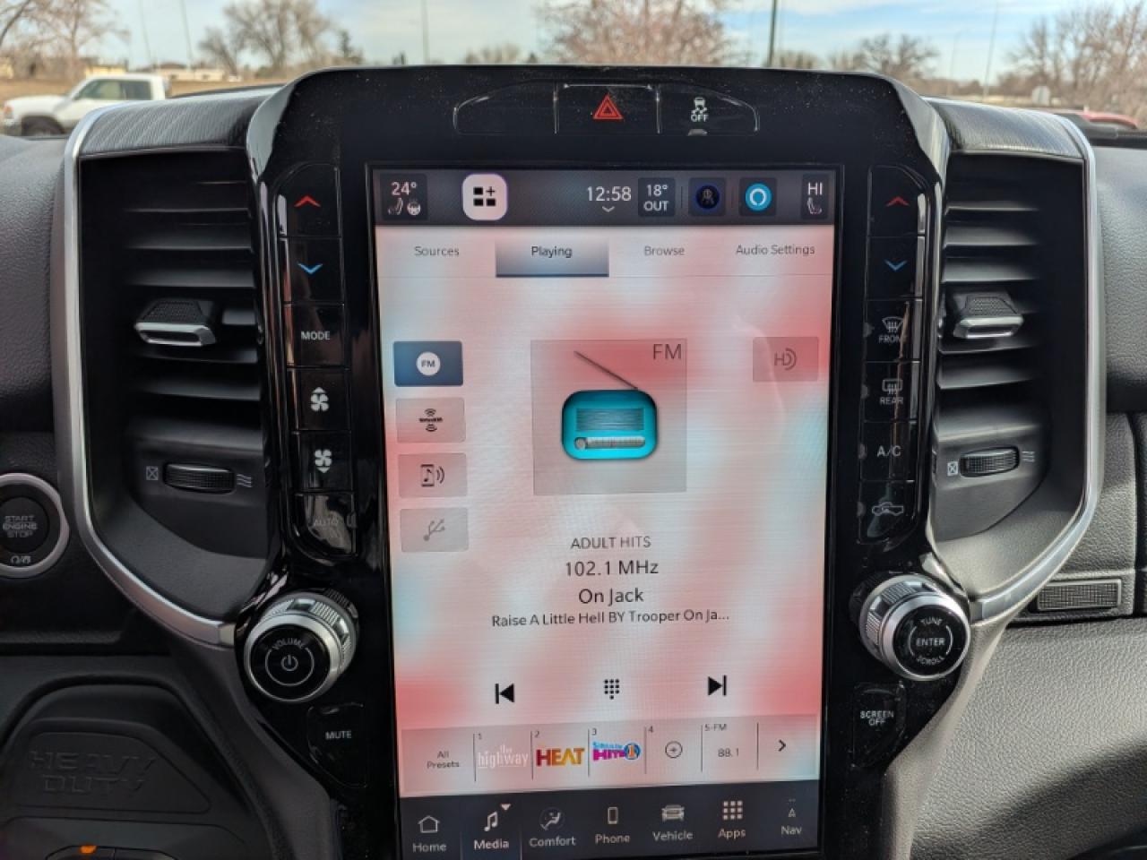 2026 RAM 3500 Big Horn Photo