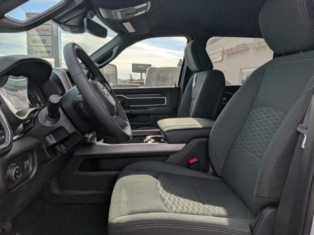 2026 RAM 3500 Big Horn Photo