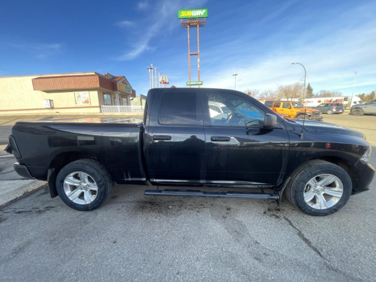 2017 RAM 1500 Express Photo